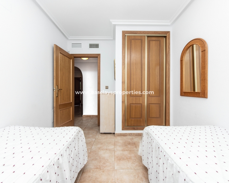 Wederverkoop - Vrijstaande Villa - Urb. La Marina