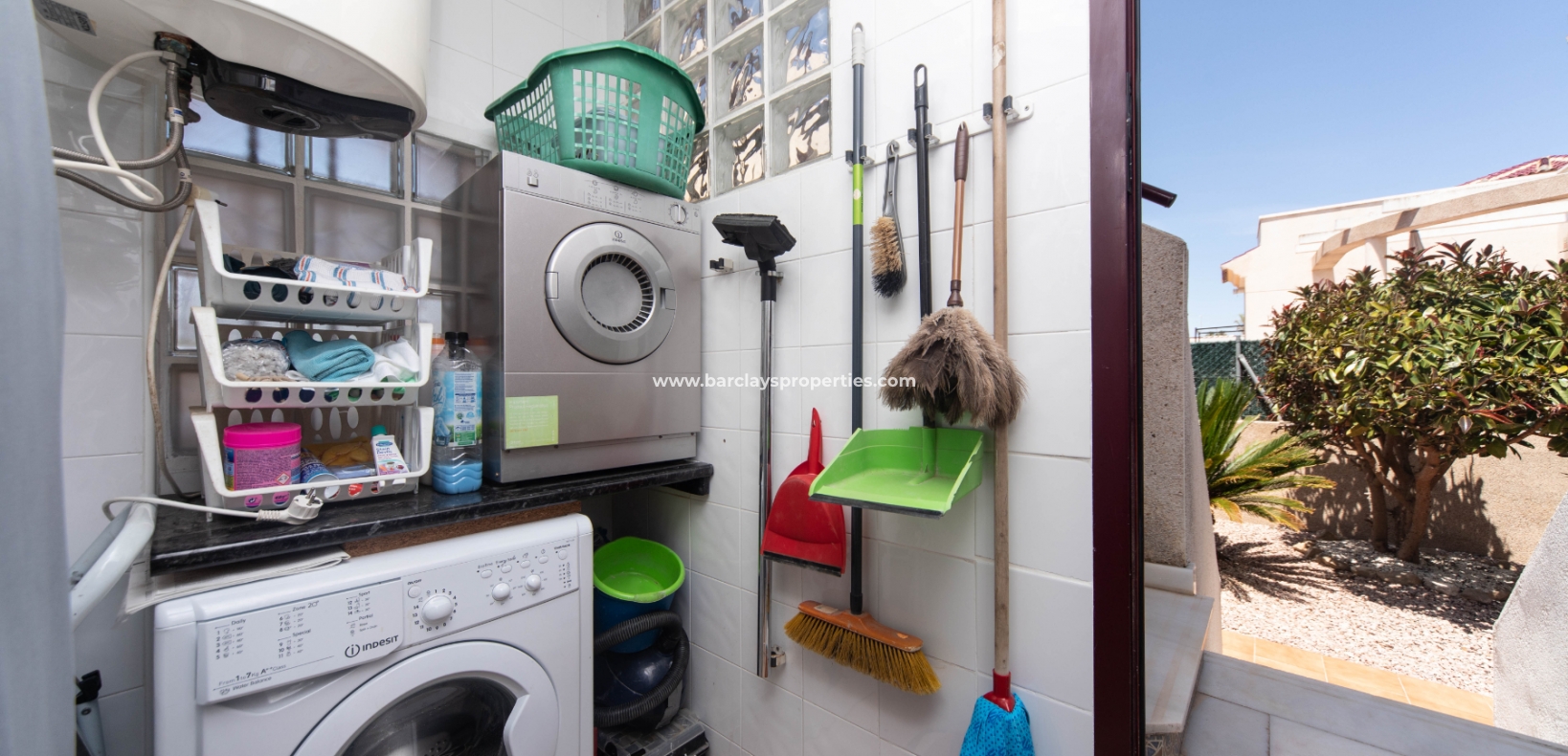 Wederverkoop - Vrijstaande Villa - Urb. La Marina