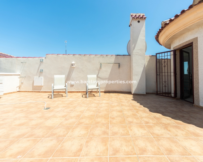 Wederverkoop - Vrijstaande Villa - Urb. La Marina