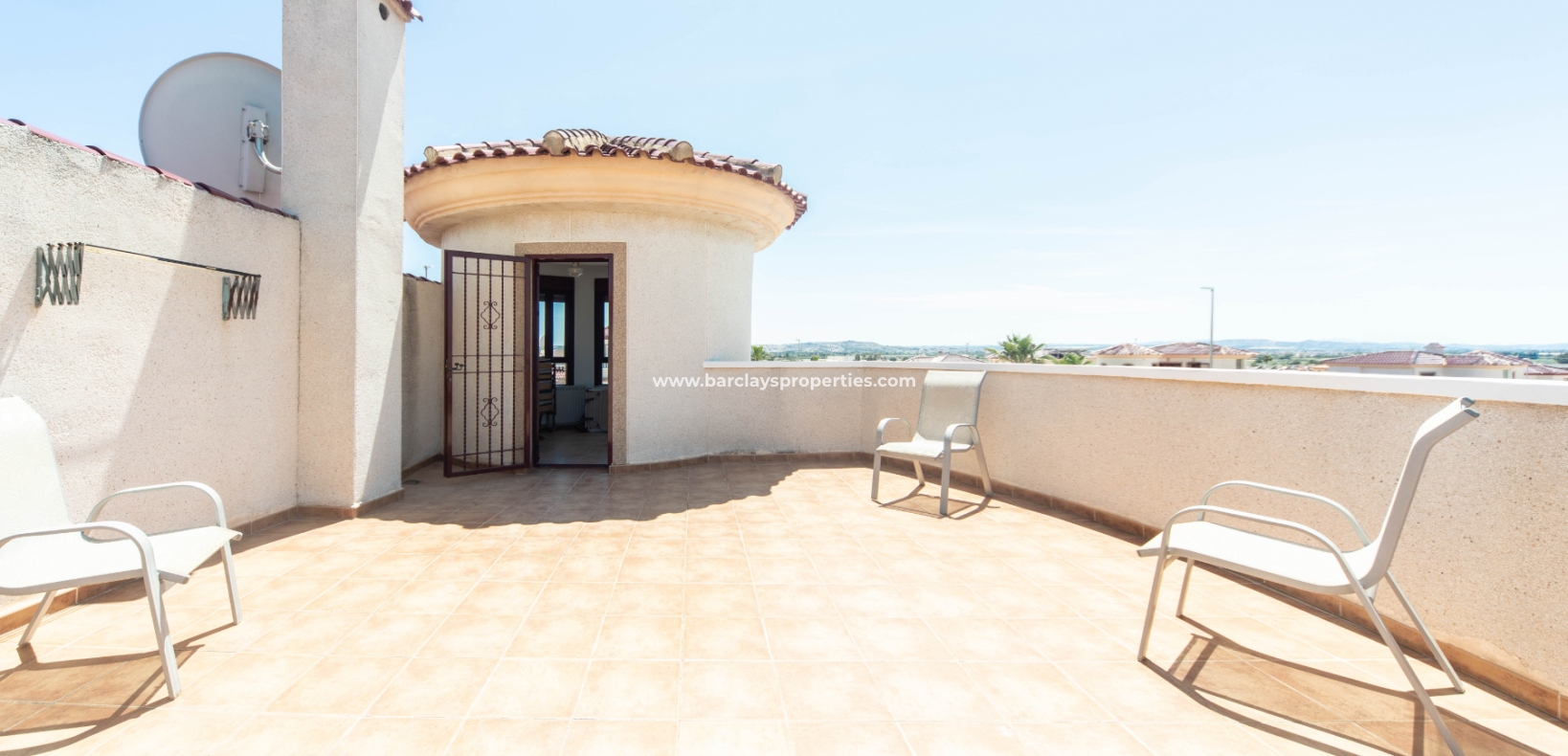 Wederverkoop - Vrijstaande Villa - Urb. La Marina