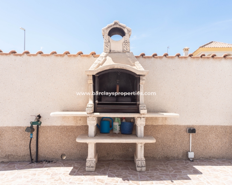 Wederverkoop - Vrijstaande Villa - Urb. La Marina