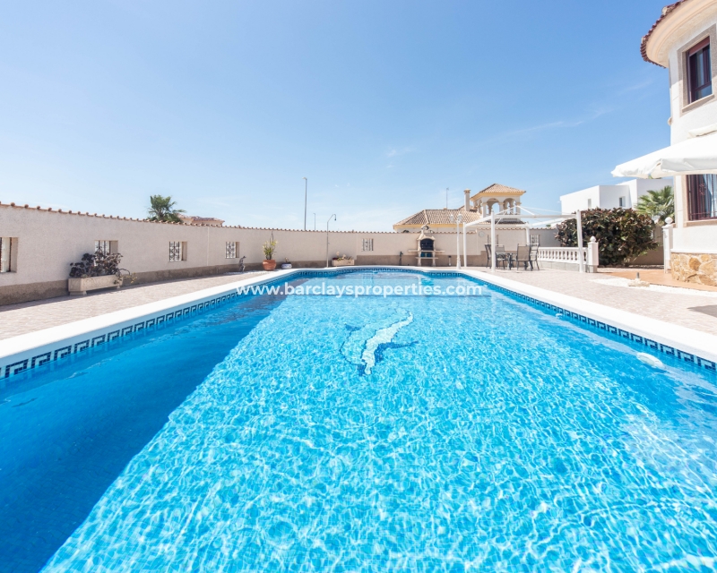 Wederverkoop - Vrijstaande Villa - Urb. La Marina