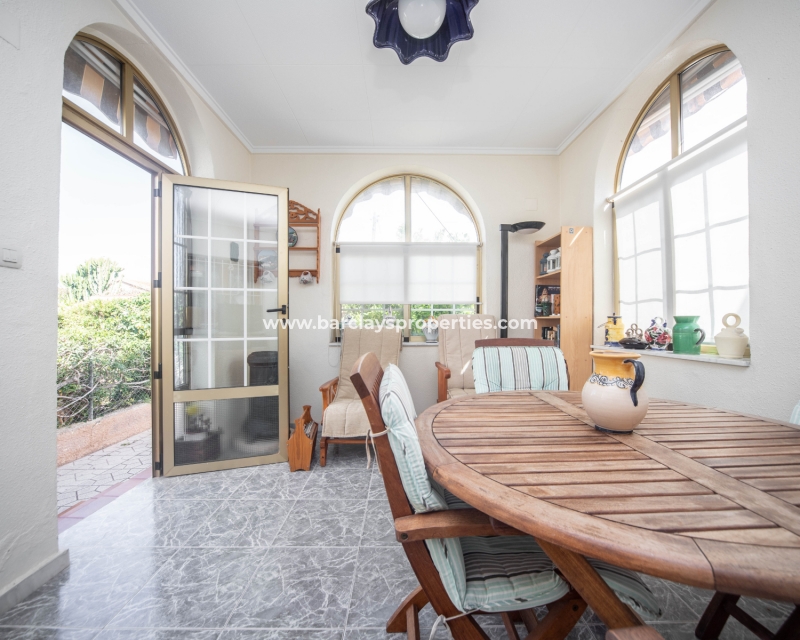 Wederverkoop - Vrijstaande Villa - Urb. La Marina