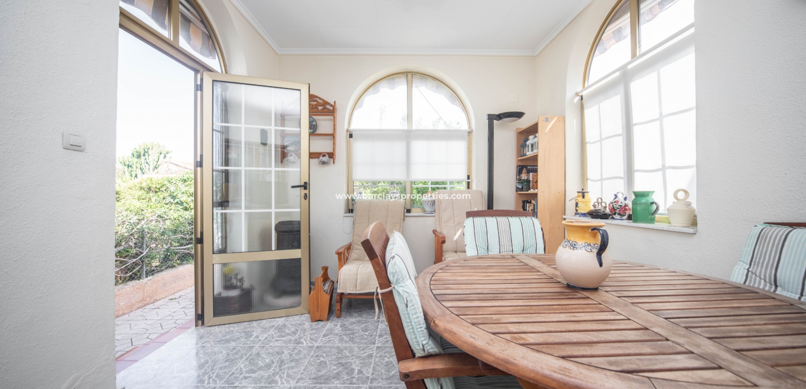 Wederverkoop - Vrijstaande Villa - Urb. La Marina