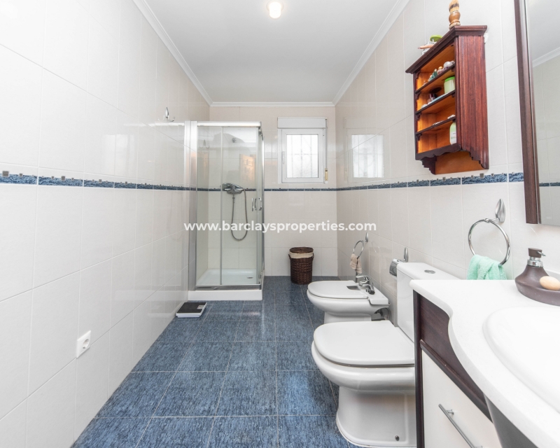 Wederverkoop - Vrijstaande Villa - Urb. La Marina