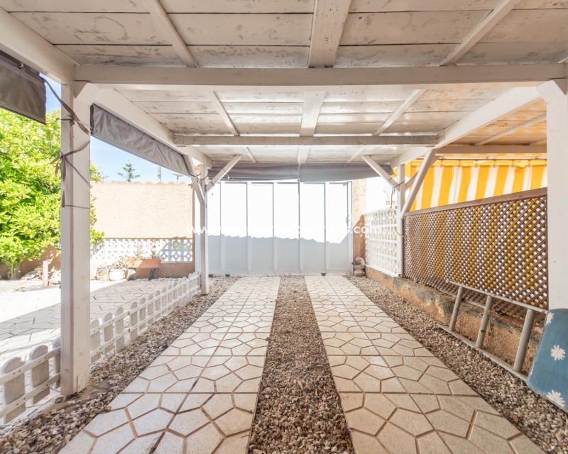 Wederverkoop - Vrijstaande Villa - Urb. La Marina