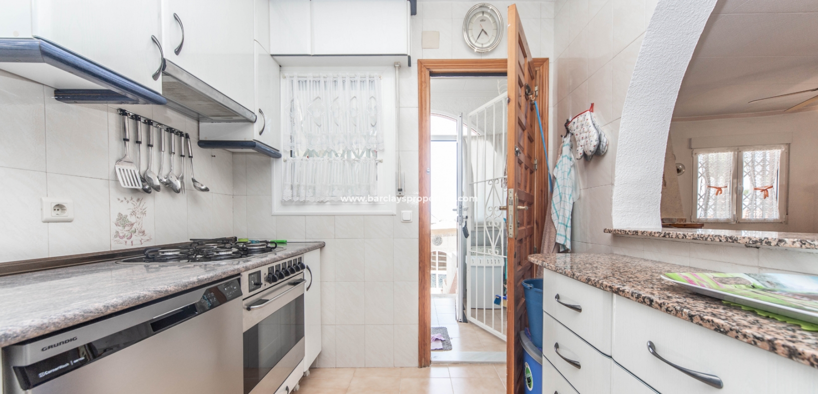 Wederverkoop - Vrijstaande Villa - Urb. La Marina