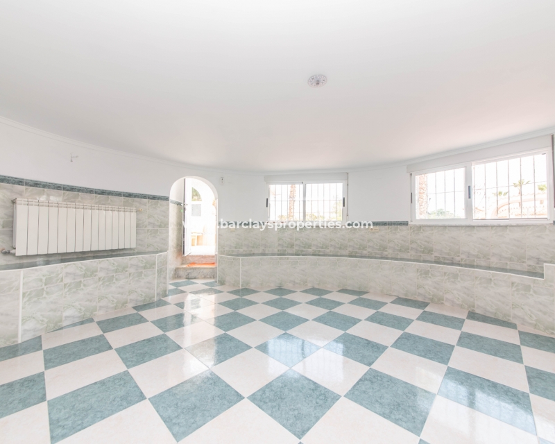 Wederverkoop - Vrijstaande Villa - Urb. La Marina