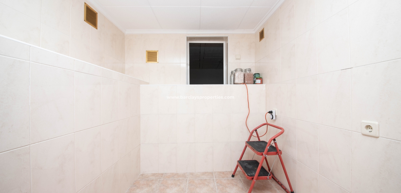 Wederverkoop - Vrijstaande Villa - Urb. La Marina