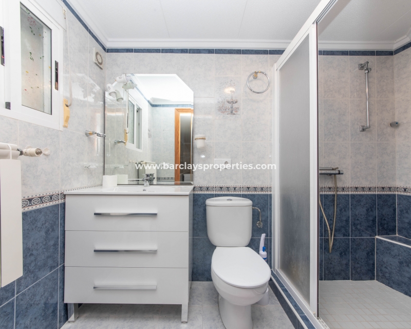 Wederverkoop - Vrijstaande Villa - Urb. La Marina