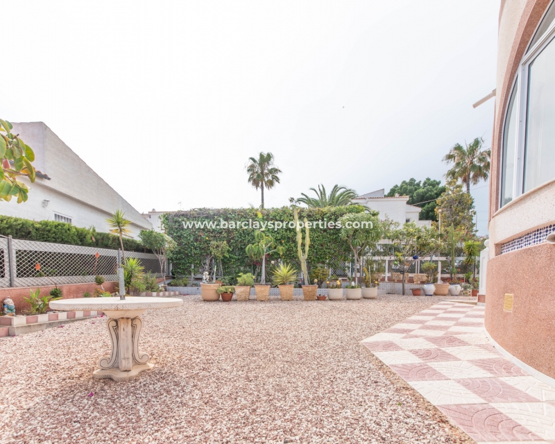 Wederverkoop - Vrijstaande Villa - Urb. La Marina