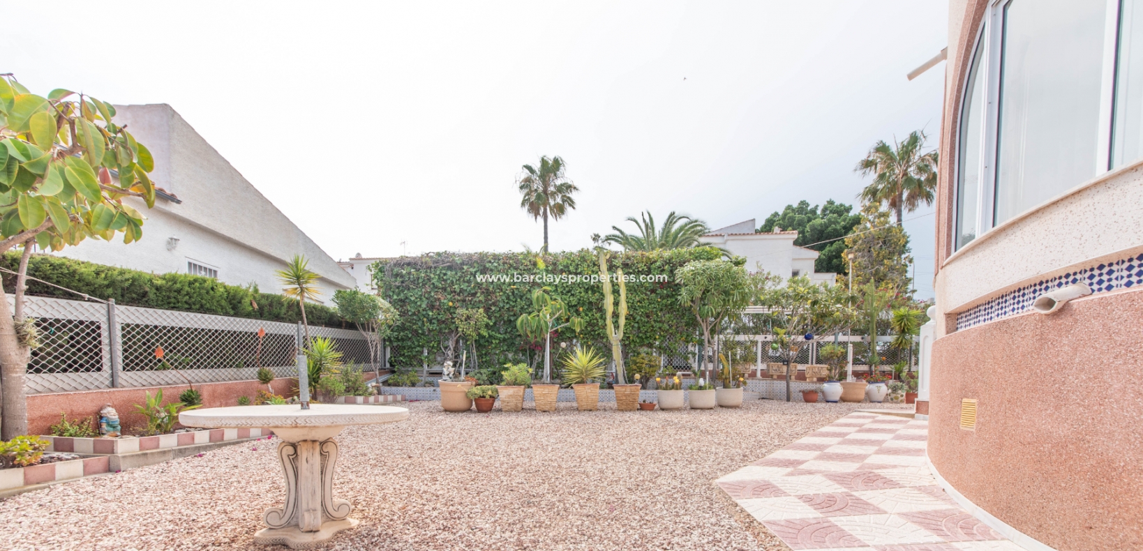 Wederverkoop - Vrijstaande Villa - Urb. La Marina