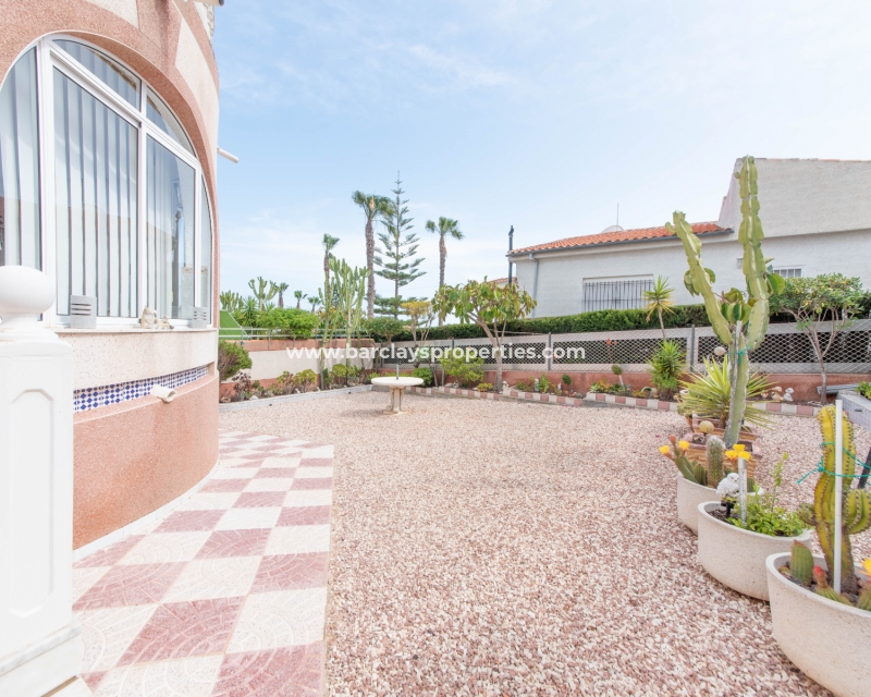 Wederverkoop - Vrijstaande Villa - Urb. La Marina