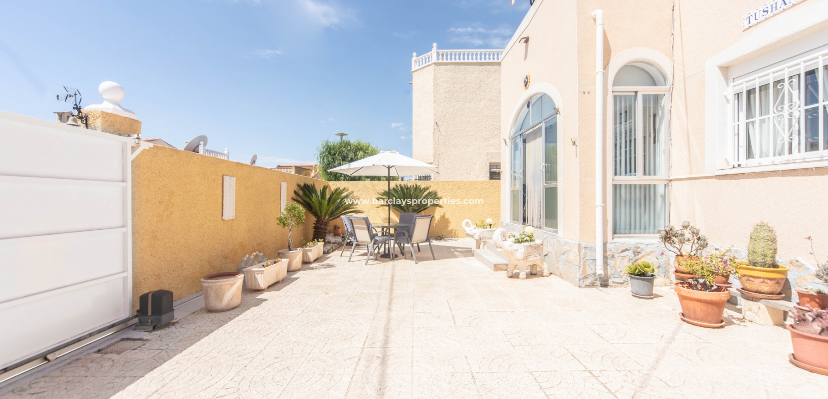 Wederverkoop - Vrijstaande Villa - Urb. La Marina