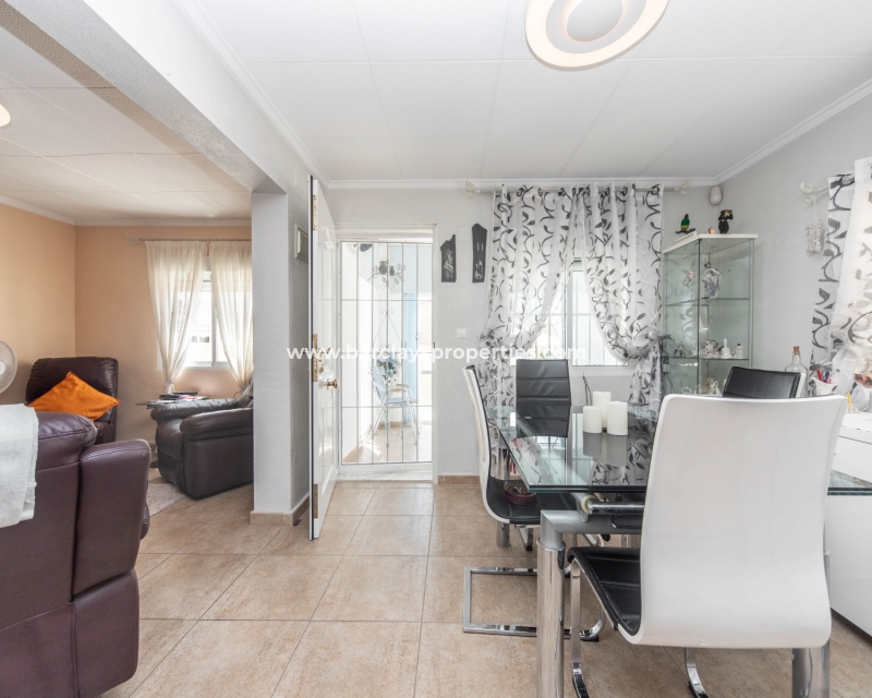 Wederverkoop - Vrijstaande Villa - Urb. La Marina