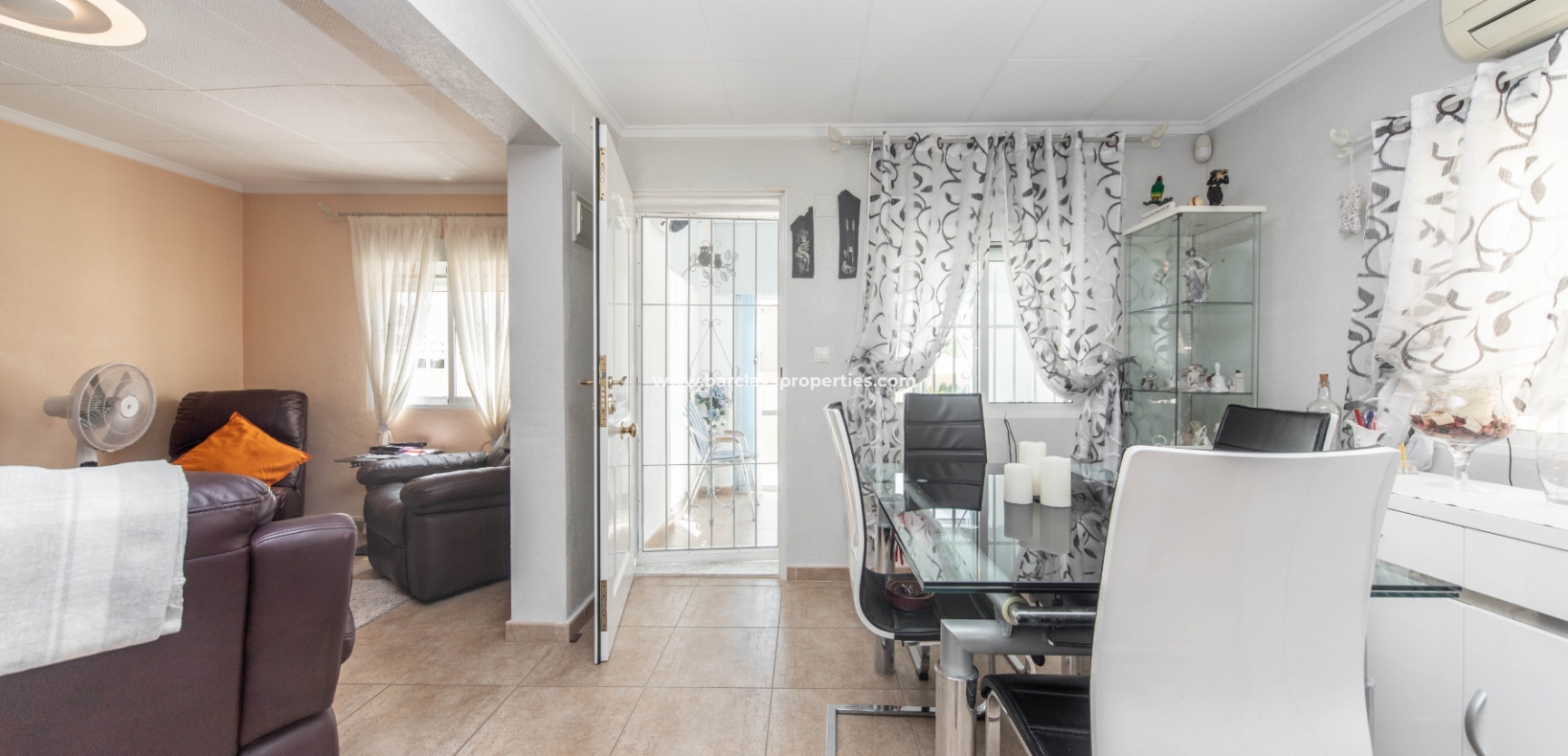 Wederverkoop - Vrijstaande Villa - Urb. La Marina