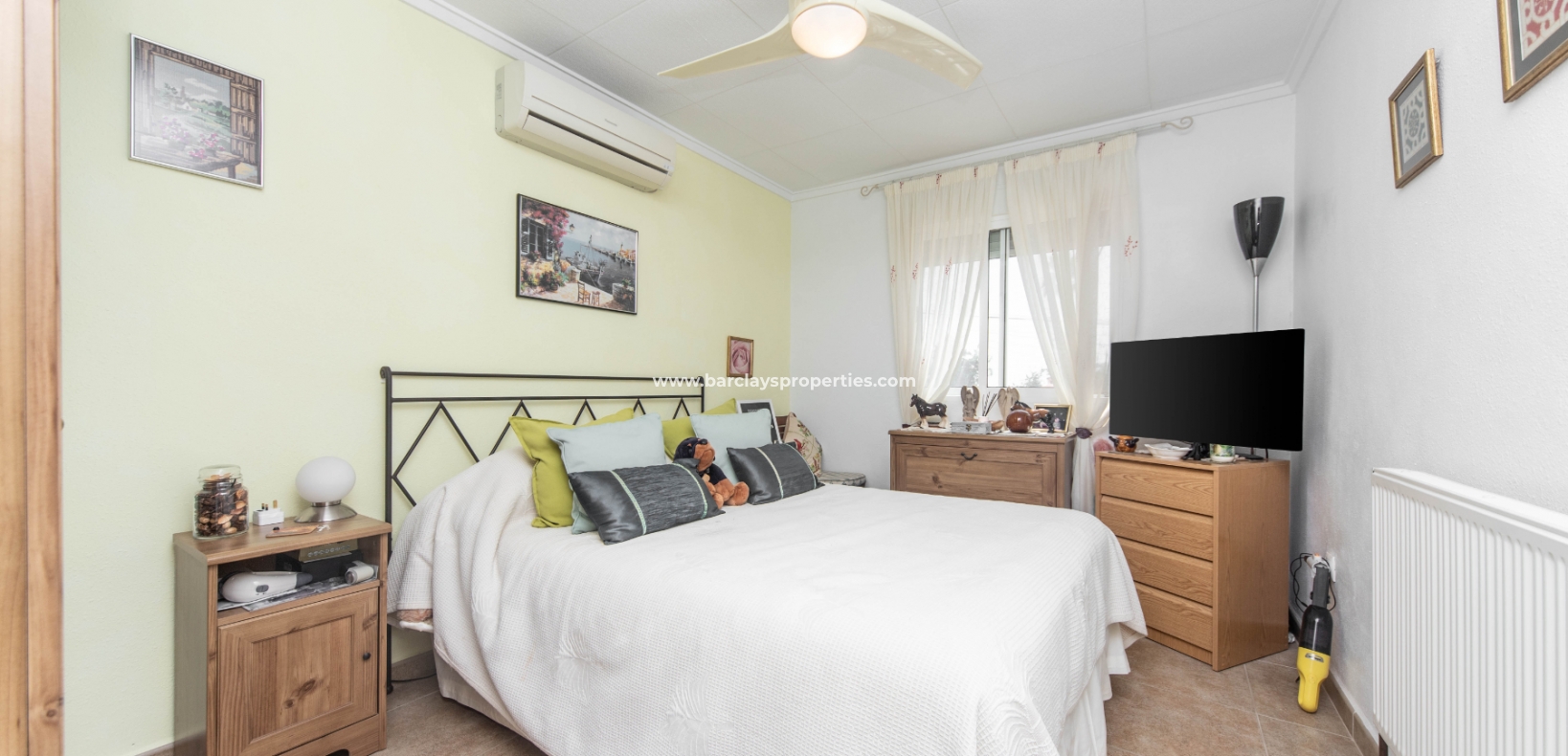 Wederverkoop - Vrijstaande Villa - Urb. La Marina