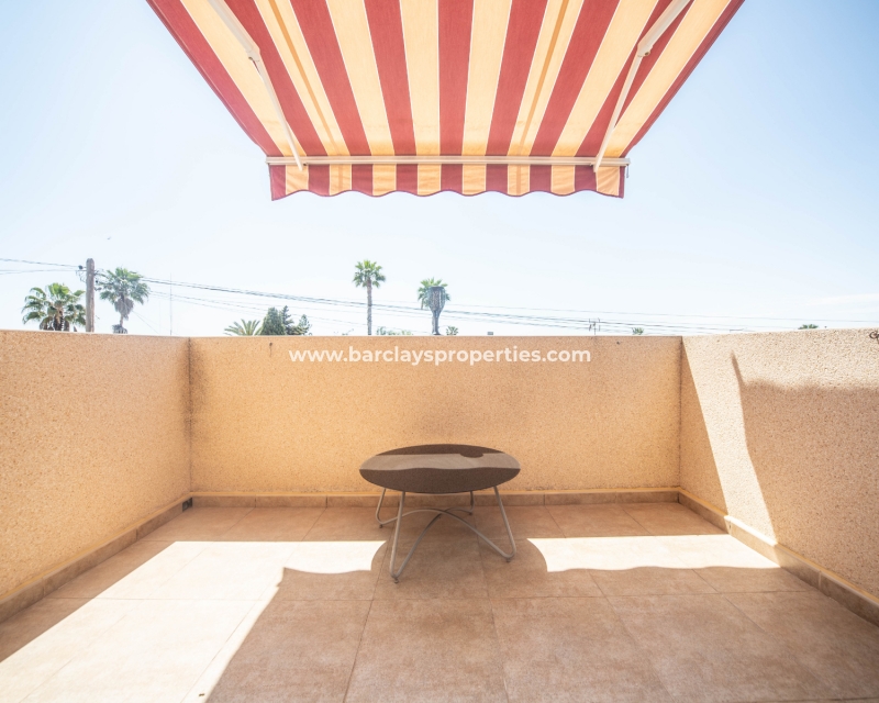 Wederverkoop - Vrijstaande Villa - Urb. La Marina