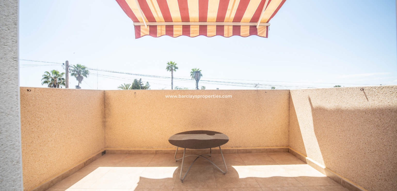 Wederverkoop - Vrijstaande Villa - Urb. La Marina