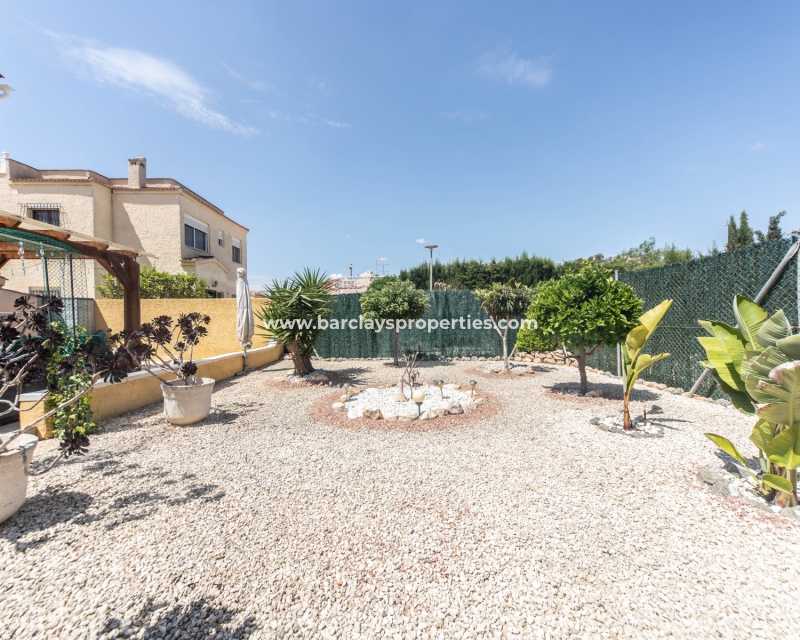 Wederverkoop - Vrijstaande Villa - Urb. La Marina