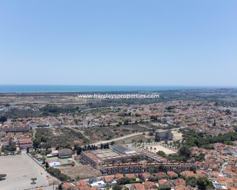 Wederverkoop - Vrijstaande Villa - Urb. La Marina