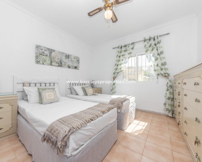 Wederverkoop - Vrijstaande Villa - Urb. La Marina