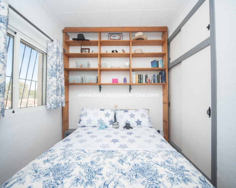 Wederverkoop - Vrijstaande Villa - Urb. La Marina