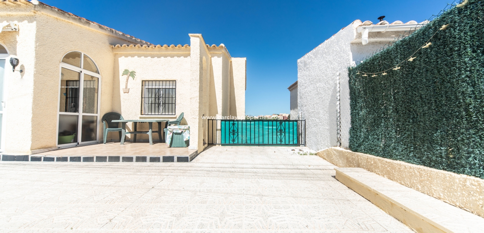 Wederverkoop - Vrijstaande Villa - Urb. La Marina