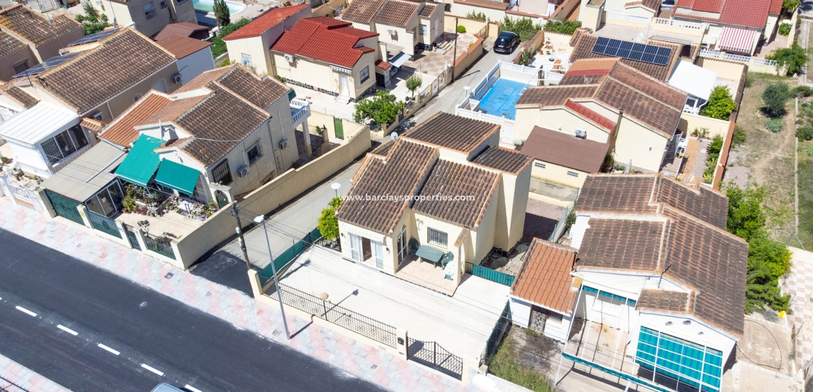 Wederverkoop - Vrijstaande Villa - Urb. La Marina