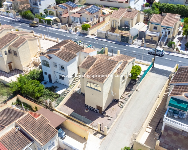 Wederverkoop - Vrijstaande Villa - Urb. La Marina