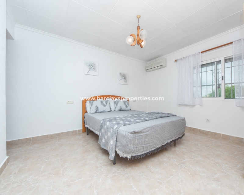 Wederverkoop - Vrijstaande Villa - Urb. La Marina