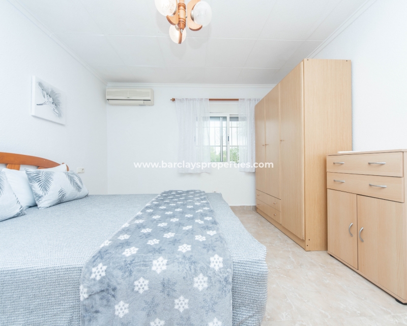 Wederverkoop - Vrijstaande Villa - Urb. La Marina