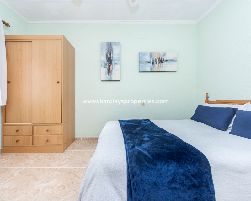 Wederverkoop - Vrijstaande Villa - Urb. La Marina