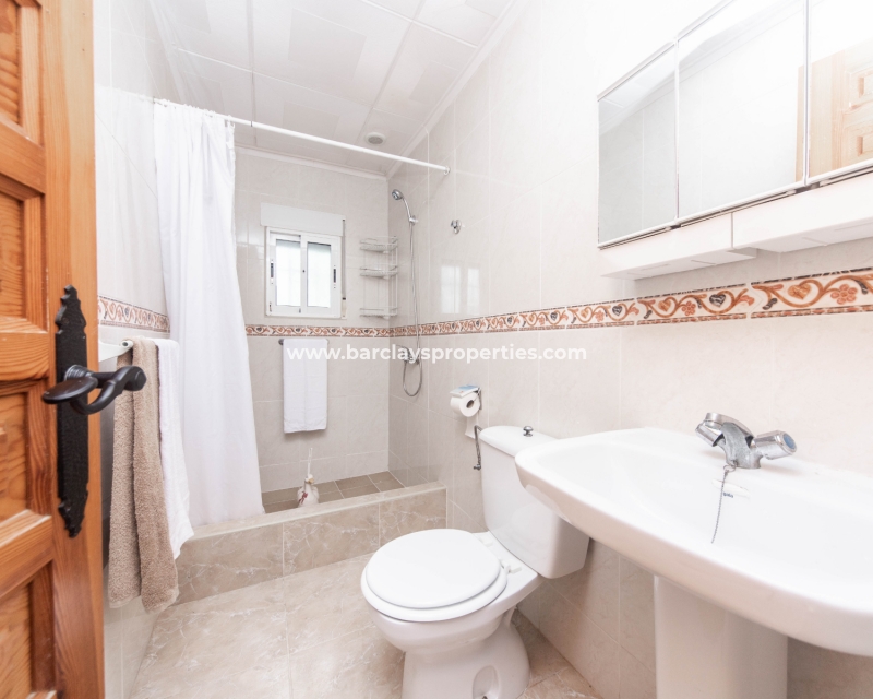 Wederverkoop - Vrijstaande Villa - Urb. La Marina