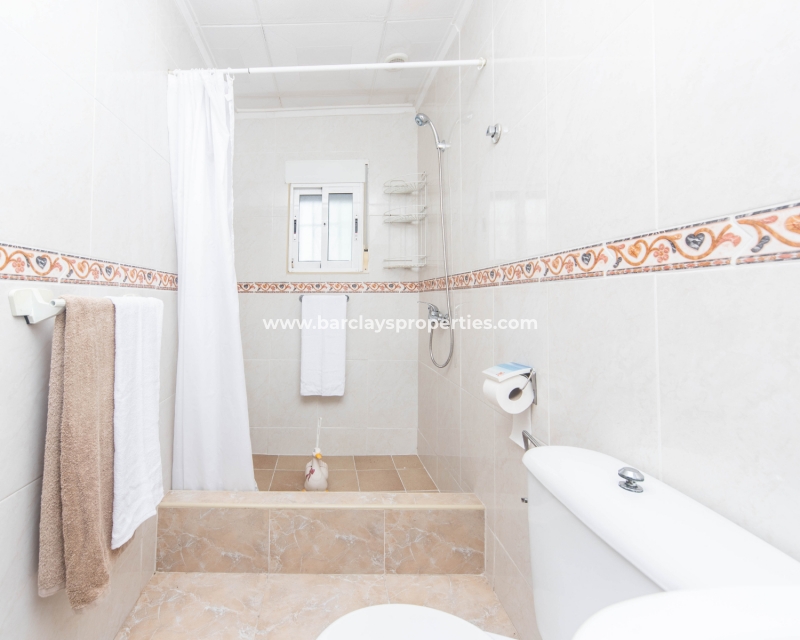 Wederverkoop - Vrijstaande Villa - Urb. La Marina