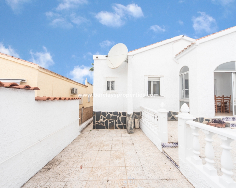 Wederverkoop - Vrijstaande Villa - Urb. La Marina