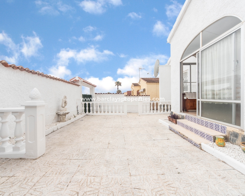 Wederverkoop - Vrijstaande Villa - Urb. La Marina