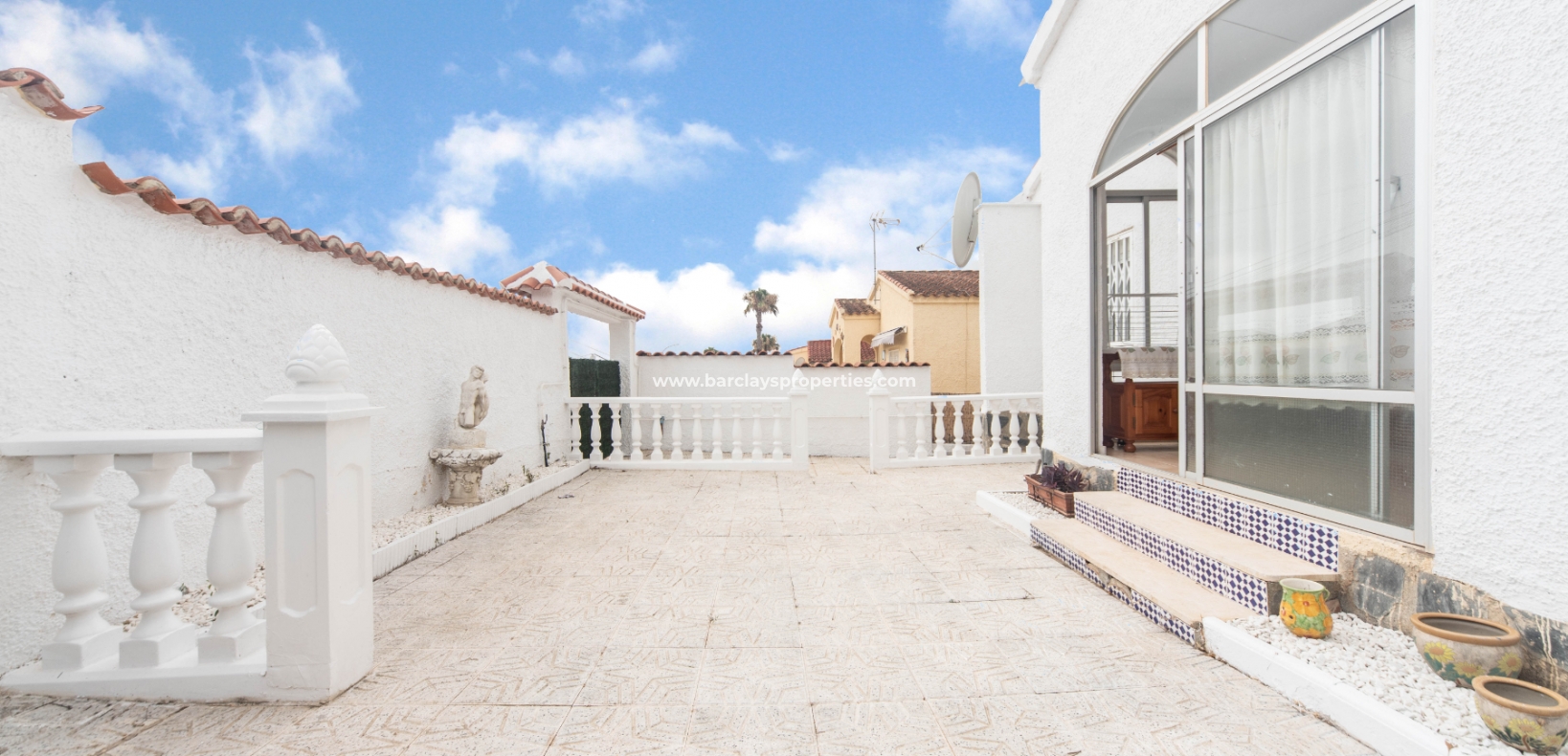 Wederverkoop - Vrijstaande Villa - Urb. La Marina