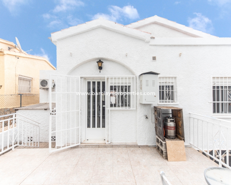 Wederverkoop - Vrijstaande Villa - Urb. La Marina