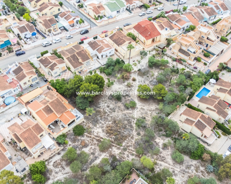 Wederverkoop - Vrijstaande Villa - Urb. La Marina