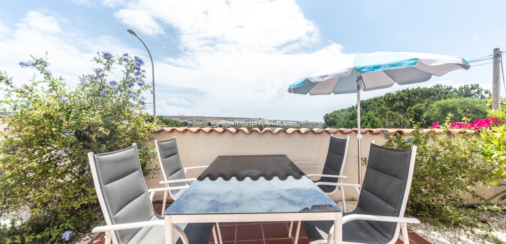 Wederverkoop - Vrijstaande Villa - Urb. La Marina