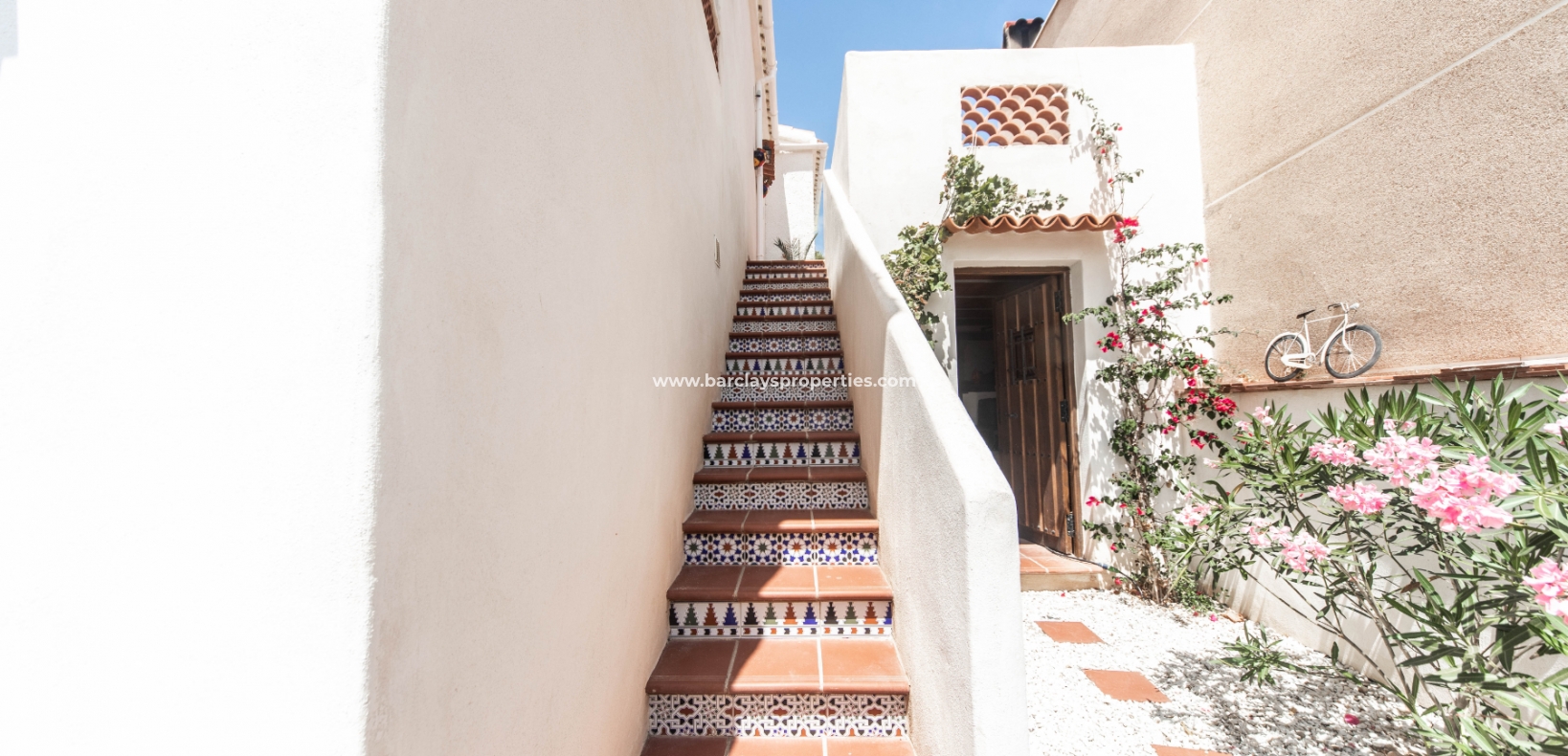 Wederverkoop - Vrijstaande Villa - Urb. La Marina