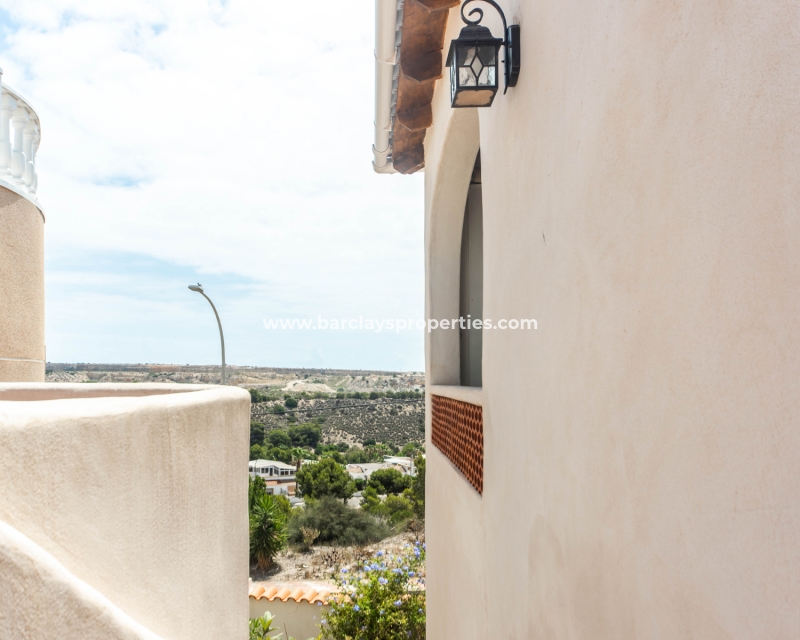 Wederverkoop - Vrijstaande Villa - Urb. La Marina