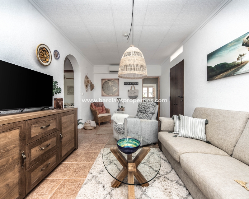 Wederverkoop - Vrijstaande Villa - Urb. La Marina