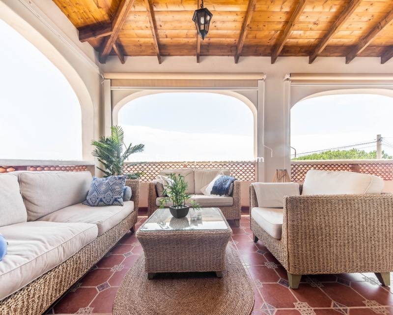 Wederverkoop - Vrijstaande Villa - Urb. La Marina