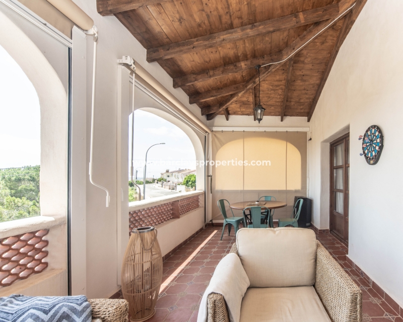 Wederverkoop - Vrijstaande Villa - Urb. La Marina