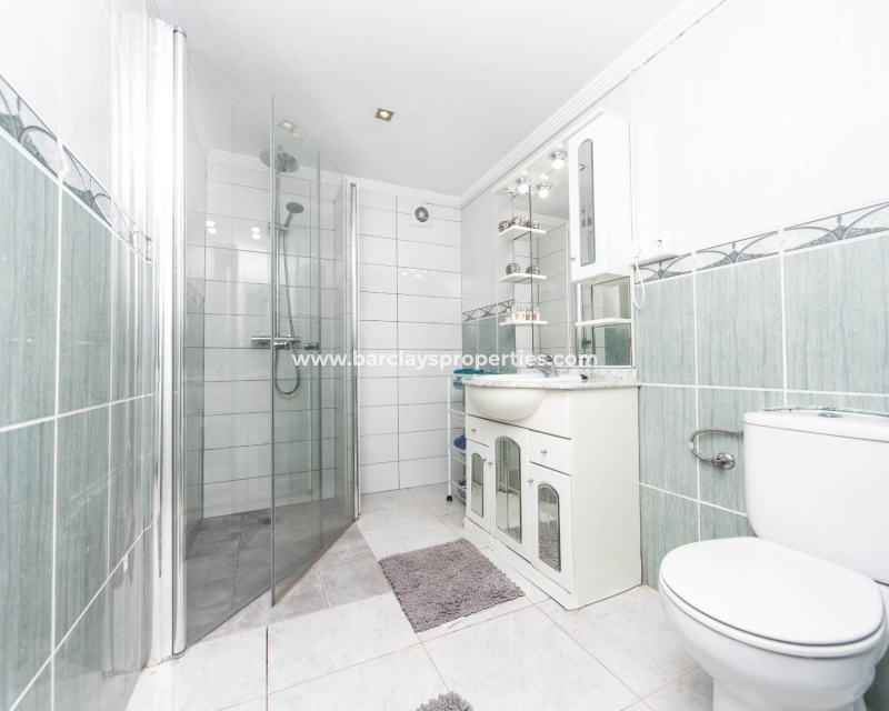 Wederverkoop - Vrijstaande Villa - Urb. La Marina