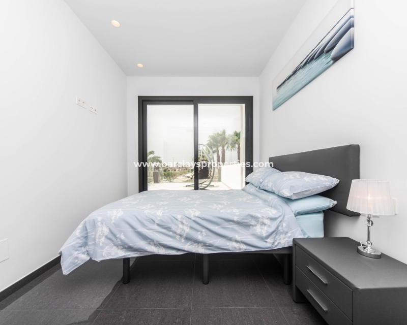 Wederverkoop - Vrijstaande Villa - Urb. La Marina