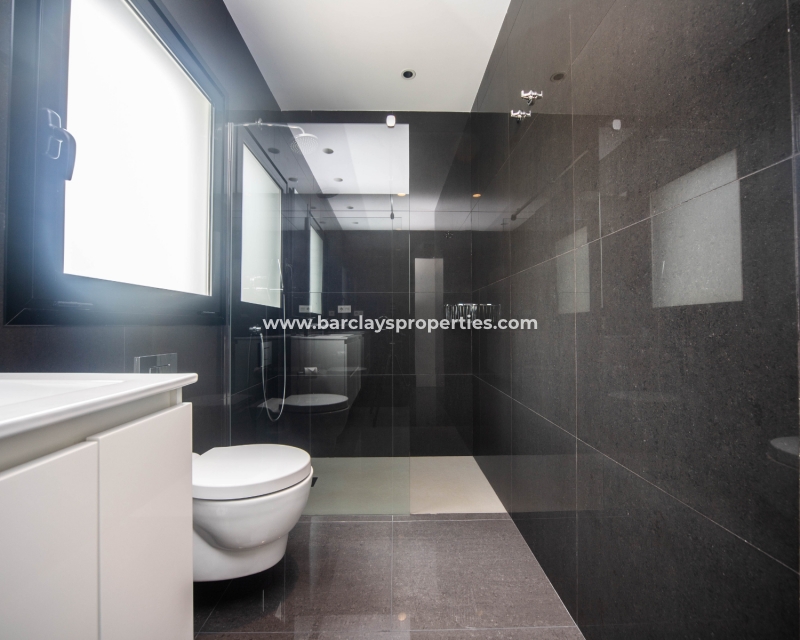 Wederverkoop - Vrijstaande Villa - Urb. La Marina