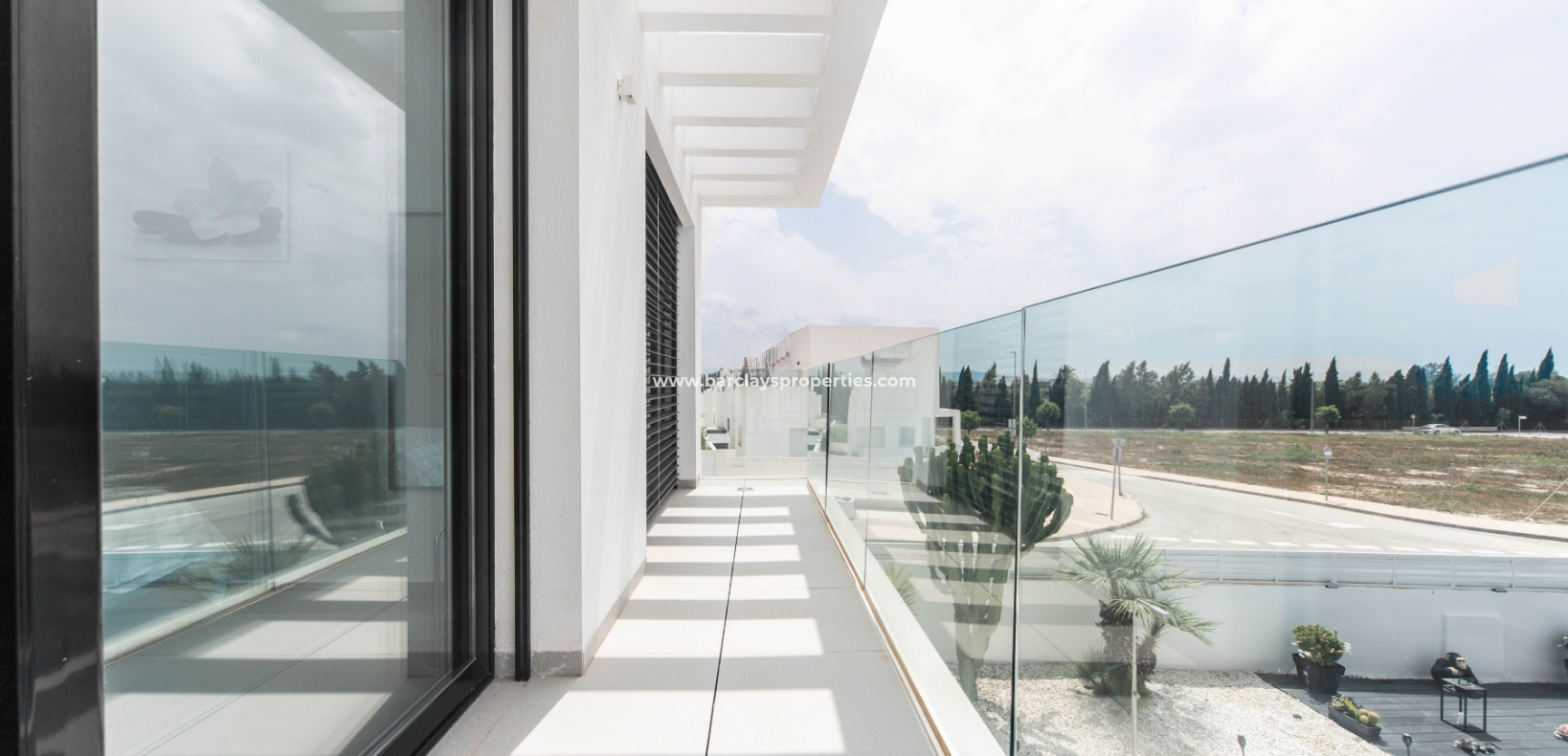 Wederverkoop - Vrijstaande Villa - Urb. La Marina